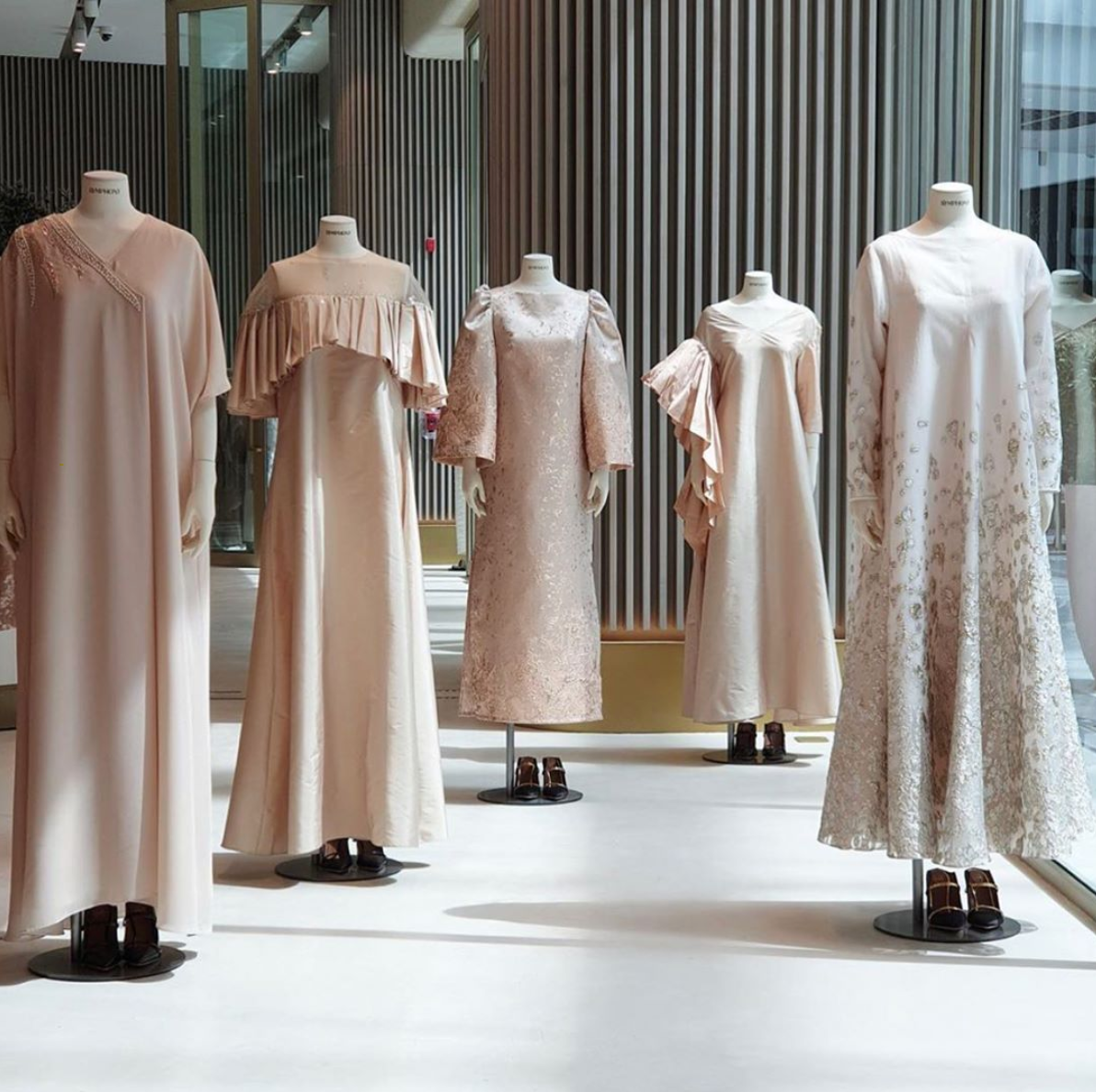 De maxi-jurk DE trend van 2020? Deze Arabische topdesigners weten het zeker!